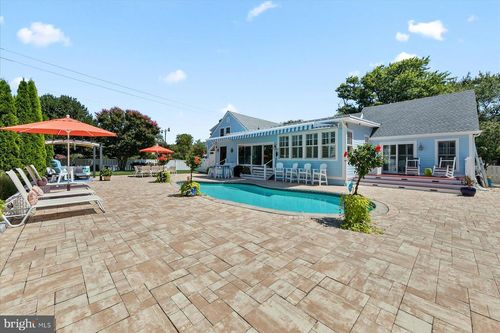 301 Parkwood St, BETHANY BEACH, DE, 19930-9165 | Card Image