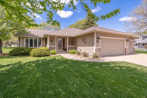 1209 Sunflower Cir S, Shakopee, MN, 55379-3400 | Card Image