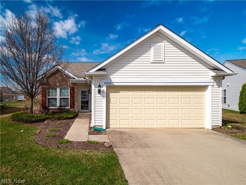 37952 Ashfield Way, North Ridgeville, OH, 44039-9785 | Card Image