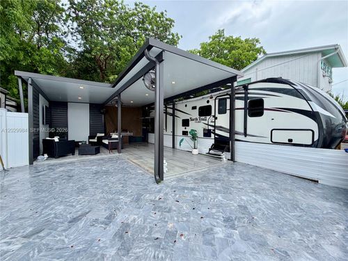 122-325 Calusa St, Key Largo, FL, 33037-2641 | Card Image