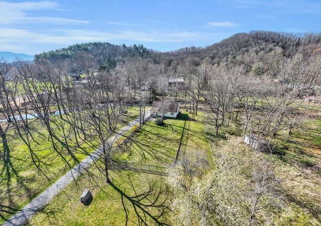 100 Tranquility Ln, House other with 2 bedrooms, 2 bathrooms and null parking in Hayesville NC | Image 62