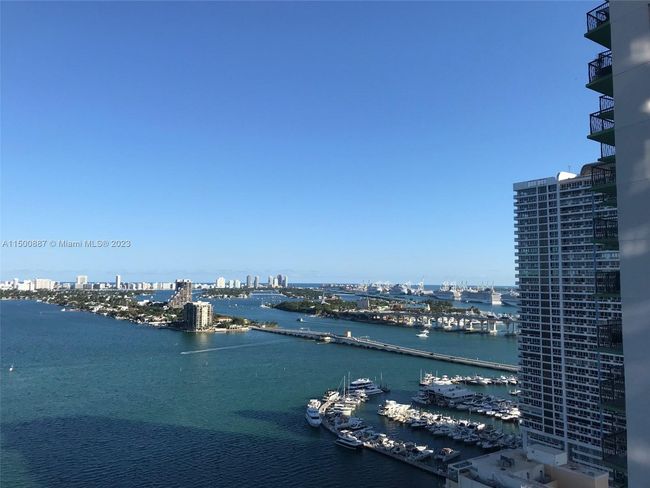 UNIT-2410 - 488 Ne 18 Th St, Condo with 3 bedrooms, 4 bathrooms and null parking in Miami FL | Image 12