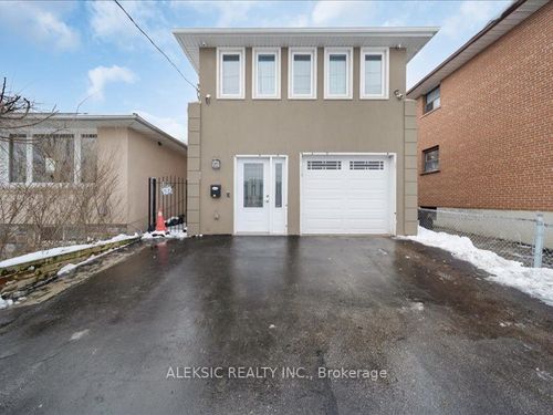 132 Browns Line, Etobicoke, ON, M8W3T2 | Card Image