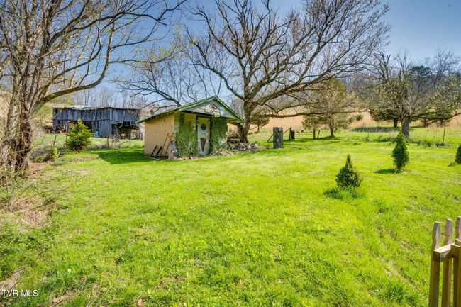 205 Helton Hollow Road, House other with 3 bedrooms, 1 bathrooms and null parking in Eidson TN | Image 8