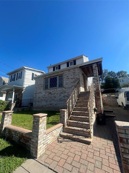 1-166 King Avenue, Yonkers, NY, 10704 | Card Image