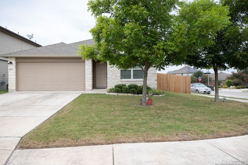 10212 Metz Vly, Schertz, TX, 78154-4050 | Card Image