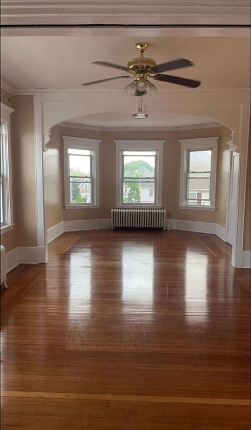 3-97 Hazard St, New Bedford, MA, 02740-6933 | Card Image