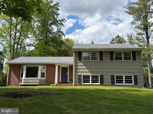 33 Tyson Ln, Princeton, NJ, 08540-4141 | Card Image