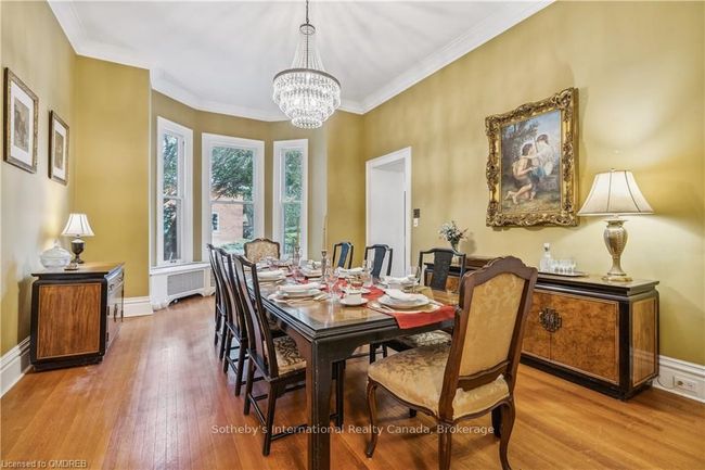 30 South St W, House other with 6 bedrooms, 4 bathrooms and 7 parking in Dundas ON | Image 12