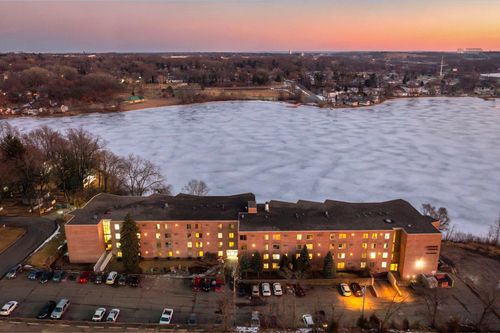 apt-102-329 Geneva Ave N, Oakdale, MN, 55128-6410 | Card Image