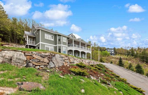 194 Chestnut Dr, Gilford, NH, 03249-7415 | Card Image