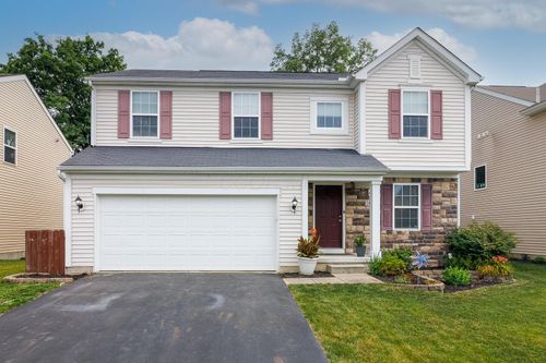 2421 Sky Valley Dr, Grove City, OH, 43123-1318 | Card Image