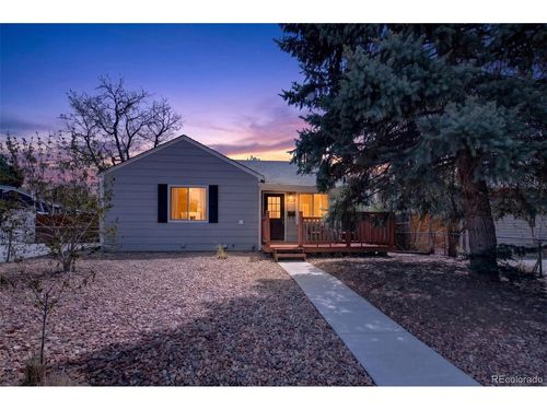 920 Moline St, Aurora, CO, 80010-4158 | Card Image