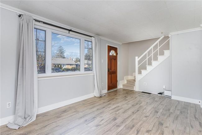 69 Lower Horning Rd, House other with 3 bedrooms, 1 bathrooms and 3 parking in Hamilton ON | Image 6