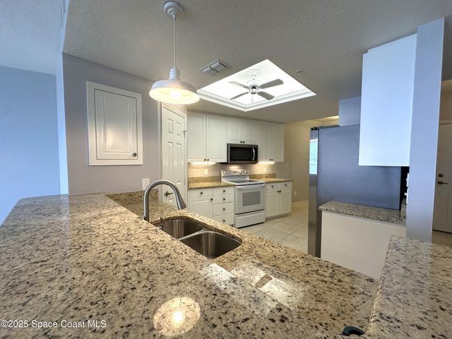 B503 - 102 Riverside Dr, Condo with 2 bedrooms, 2 bathrooms and null parking in Cocoa FL | Image 10