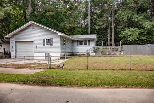 1818 Susan Dr Nw, Dalton, GA, 30720-2613 | Card Image