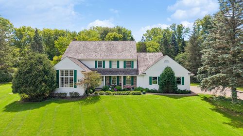215 Hollander Rd, Wayzata, MN, 55391-9537 | Card Image