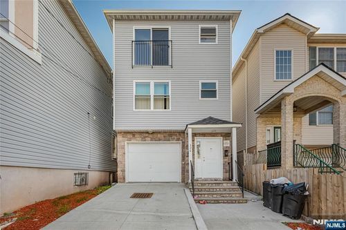 326 Magnolia Avenue, Elizabeth, NJ, 07206 | Card Image