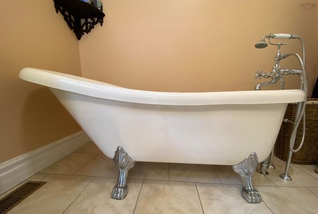 5276 Marble Mountain Rd, House other with 3 bedrooms, 3 bathrooms and 3 parking in Marble Mountain NS | Image 19