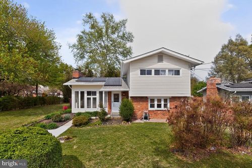 2000 Mcauliffe Dr, ROCKVILLE, MD, 20851-1545 | Card Image