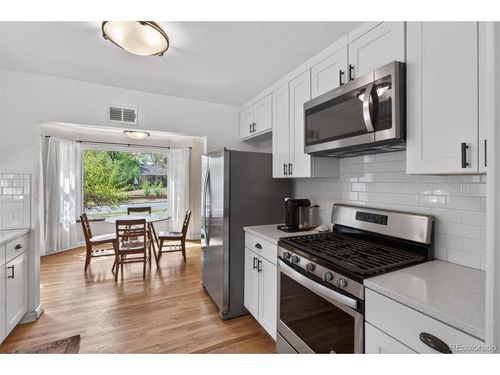 1210 Dahlia St, Denver, CO, 80220-2449 | Card Image