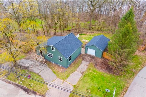 2356 Mount Olivet Rd, Kalamazoo, MI, 49004-1019 | Card Image