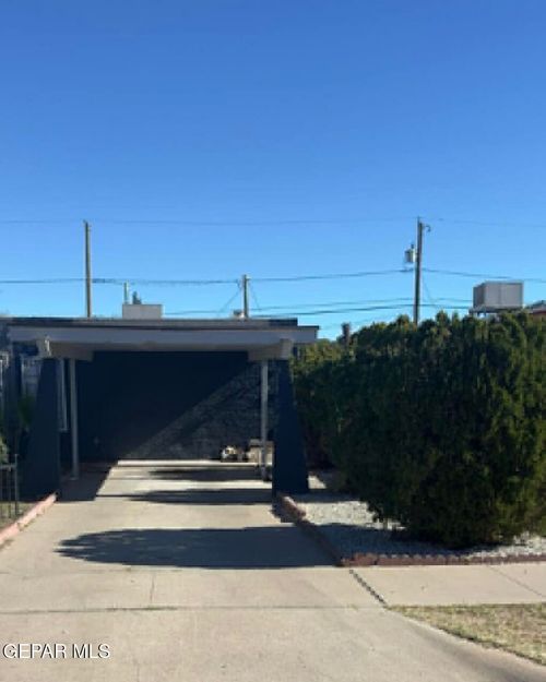 8804 Kenneth St, El Paso, TX, 79904-1907 | Card Image