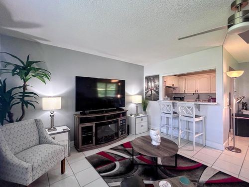 108-240 W Horizons, Boynton Beach, FL, 33435 | Card Image