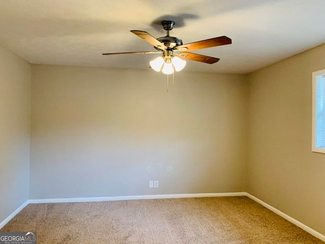 B - 1069 Laurel Ln Nw, Home with 3 bedrooms, 2 bathrooms and 2 parking in Conyers GA | Image 20