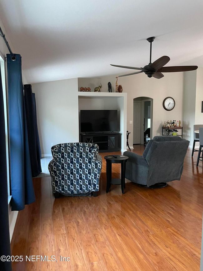 6301 W Highway 326, House other with 3 bedrooms, 2 bathrooms and null parking in Ocala FL | Image 7