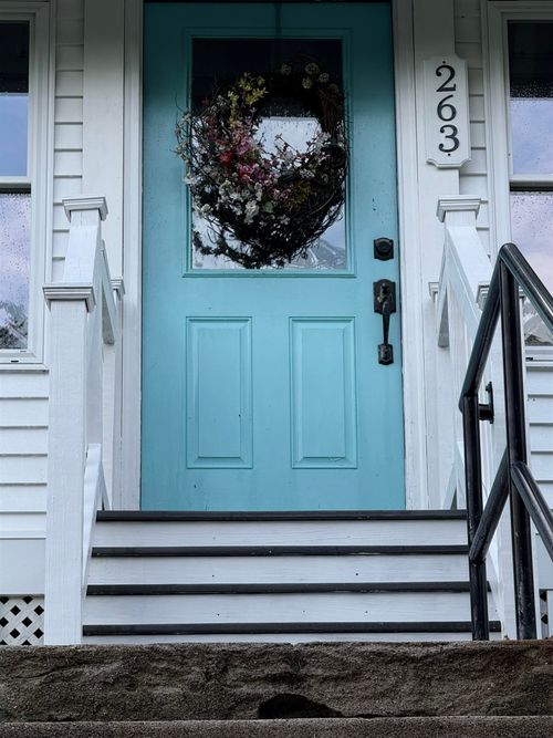 263 Sweden St, Berlin, NH, 03570-3819 | Card Image