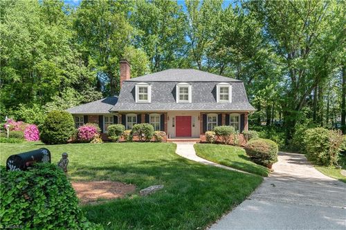 805 Chartwell Cir, Winston-Salem, NC, 27106-5420 | Card Image