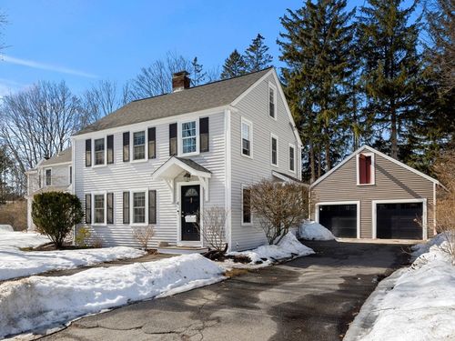 4-4 Upland Road, Newburyport, MA, 01950 | Card Image
