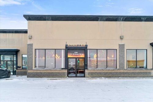 {{alt}} | Card Image