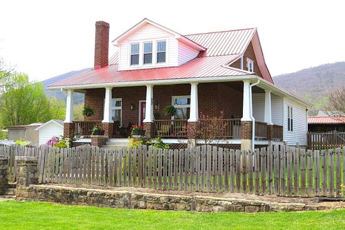 412 Salem Ave, New Castle, VA, 24127 | Card Image