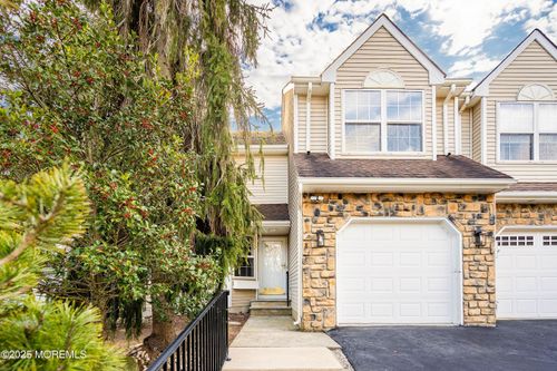 28 Tulip Ct, Howell, NJ, 07731-2800 | Card Image