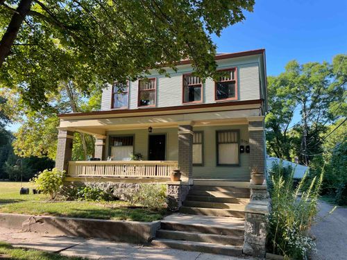 515 Grove St, Rockford, IL, 61104-2098 | Card Image