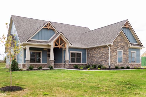 4407 W Wandalee Ct, New Palestine, IN, 46163-8047 | Card Image