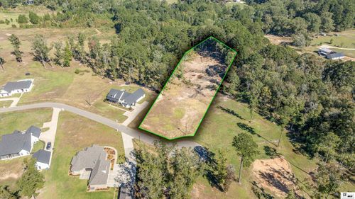 205 Chapel Hill Pl, West Monroe, LA, 71291-1740 | Card Image