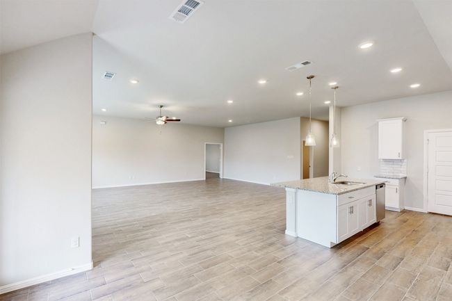 116 Northampton Dr, House other with 4 bedrooms, 4 bathrooms and null parking in Justin TX | Image 28