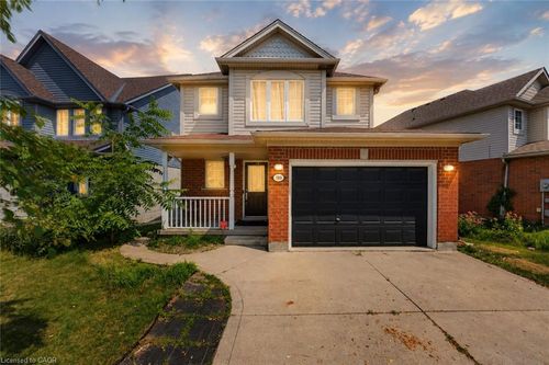 589 Mortimer Dr, Cambridge, ON, N3H5M6 | Card Image