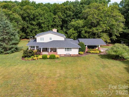 2424 Olan Dr, Shelby, NC, 28152-1004 | Card Image