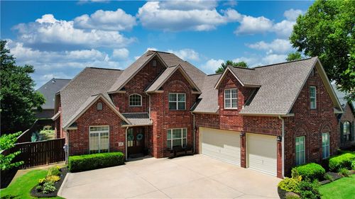 5000 Sw Blaire Mont Rd, Bentonville, AR, 72713-7798 | Card Image