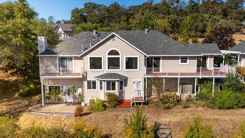 19100 W Ridge Dr, Penn Valley, CA, 95946-9486 | Card Image