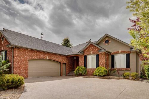 38 Meadow Pointe Drive, Heritage Pointe, AB, T1S3M8 | Card Image