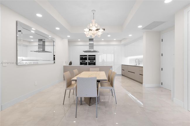 APT-4606 - 18201 Collins Ave, Condo with 2 bedrooms, 3 bathrooms and null parking in Sunny Isles Beach FL | Image 6