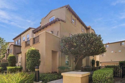 73-16918 Vasquez Way, San Diego, CA, 92127-6821 | Card Image