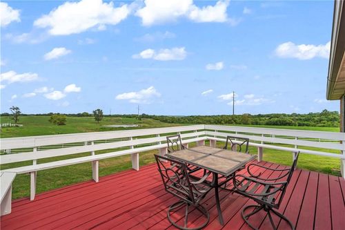 10625 Franklin Rd, Richmond, MO, 64085-8583 | Card Image