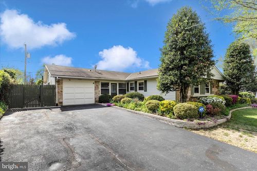 3508 Moylan Dr, BOWIE, MD, 20715-2923 | Card Image