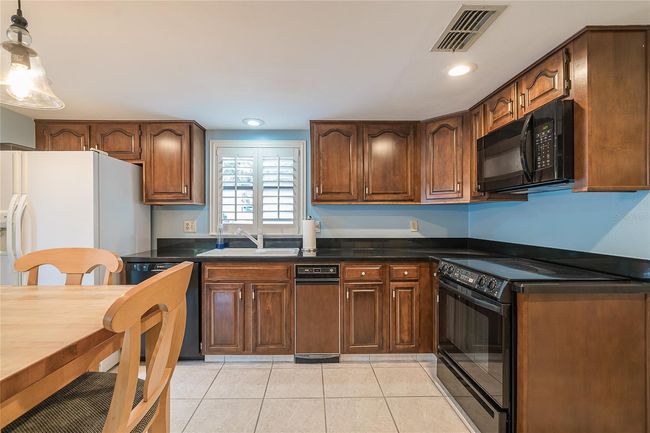 kitchen | Image 6